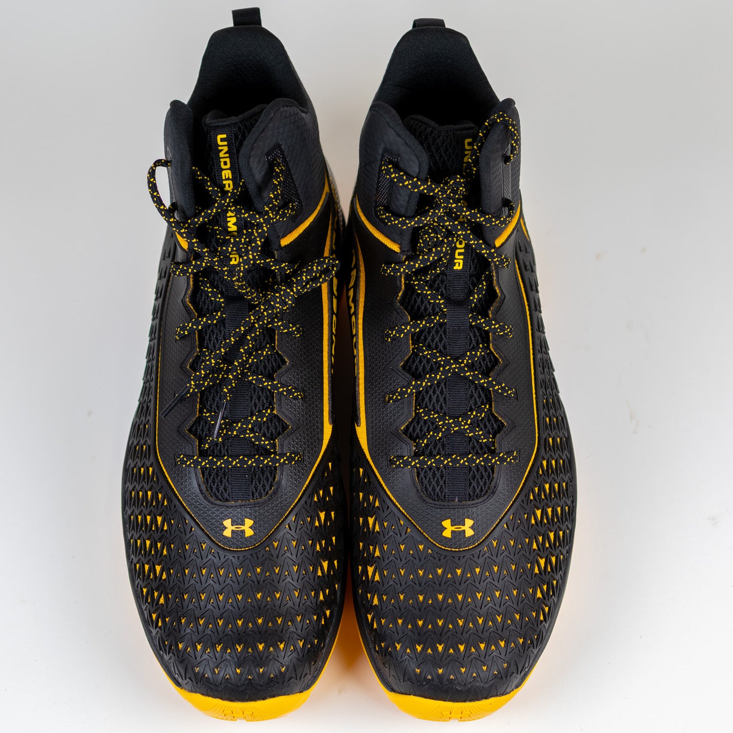 Under Armour Hammer MR Football Cleats Men's Size 16.0 – New Without Box