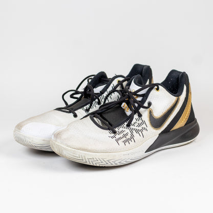 Nike Kyrie Flytrap II Basketball Shoes – New Without Box