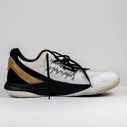 Nike Kyrie Flytrap II Basketball Shoes – New Without Box