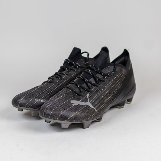 Puma Ultra 11.0 Soccer Cleats – New Without Box