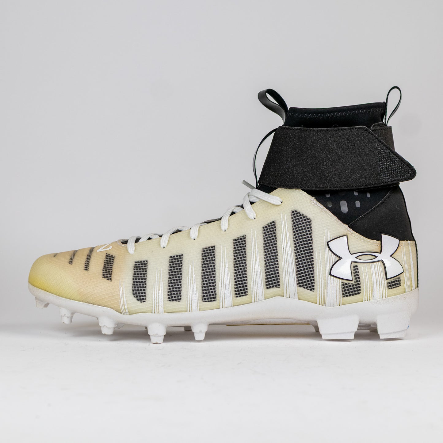 Under Armour C1N Cam Newton Football Cleats Men's Size 13.5 – New Without Box