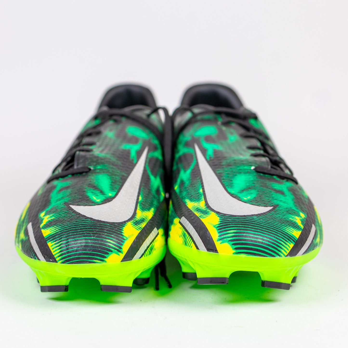 Nike Phantom GT Soccer Cleats Men's Size 13.0 – New Without Box