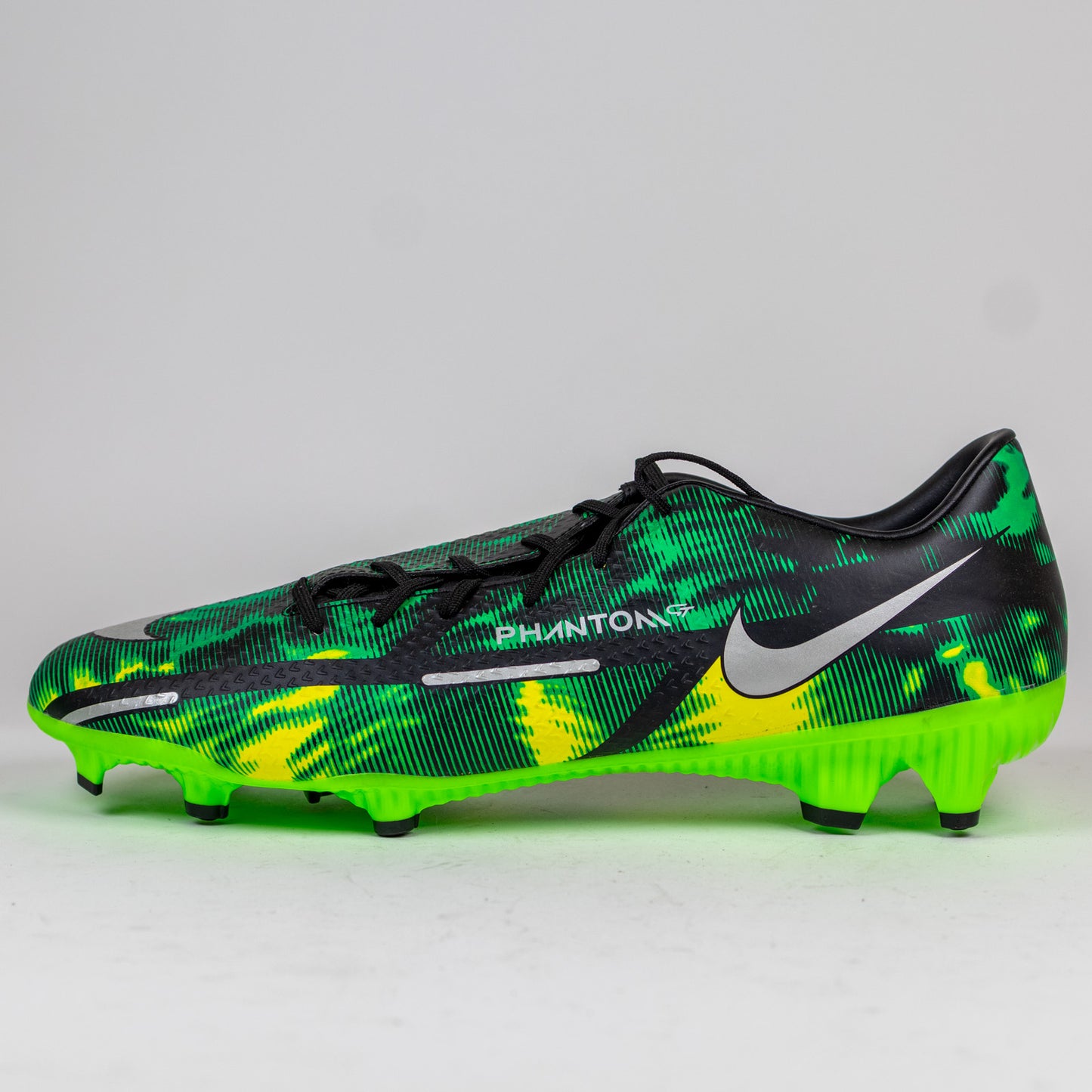Nike Phantom GT Soccer Cleats Men's Size 13.0 – New Without Box