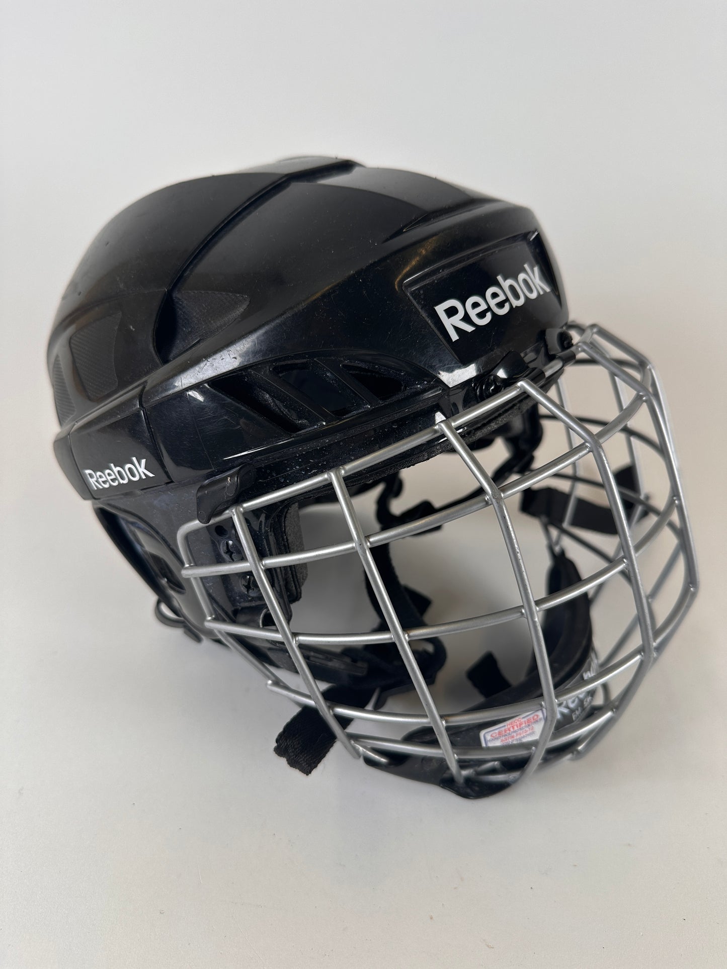 Reebok 3K Small 21.5" to 23" Hockey Helmet