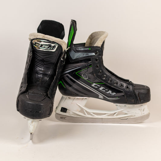 CCM Ribcor 86K Size 6.5 Ice Hockey Skates