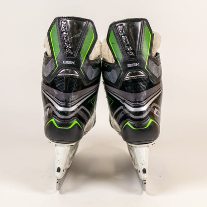 CCM Ribcor 86K Size 6.5 Ice Hockey Skates
