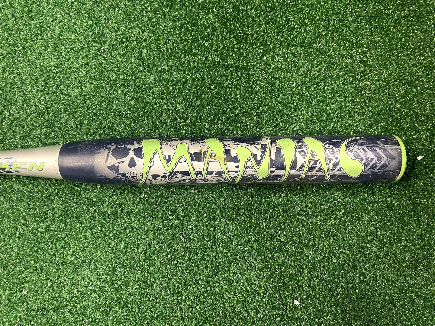 Miken Maniac 33/27 (-6) 2 1/4" USSSA (1.20 BPF) Slowpitch Softball Bat