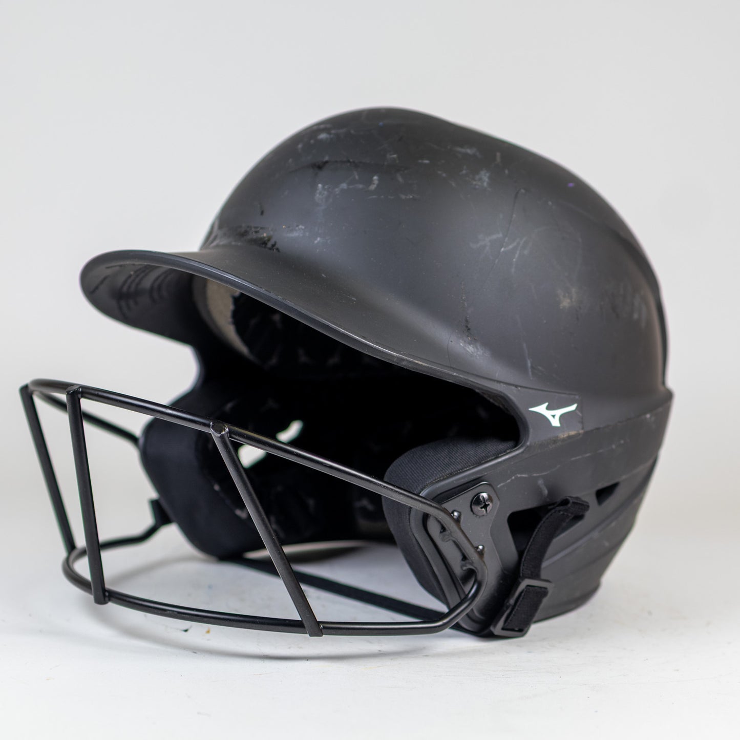 Mizuno F6-BT 7 3/8"–7 7/8" Softball Batting Helmet