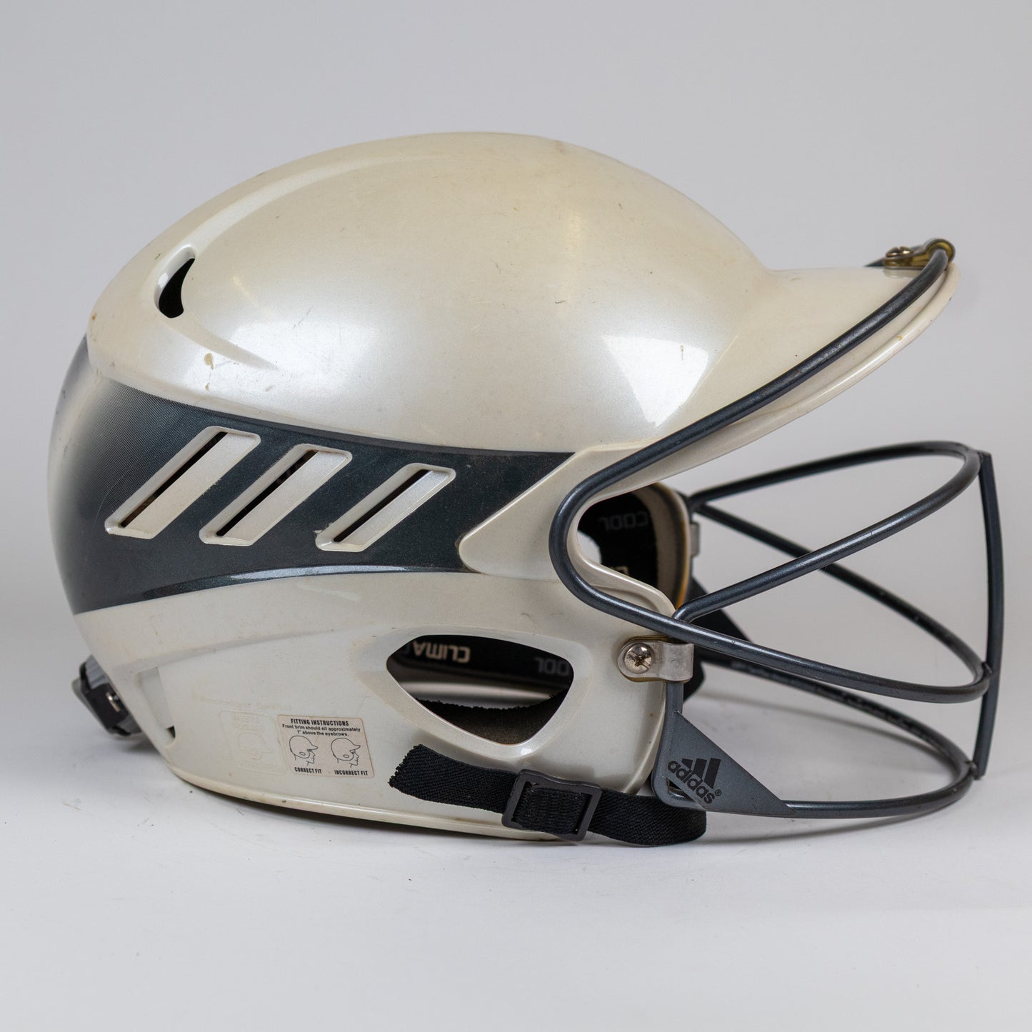 Adidas URS-600 56–60cm Softball Batting Helmet