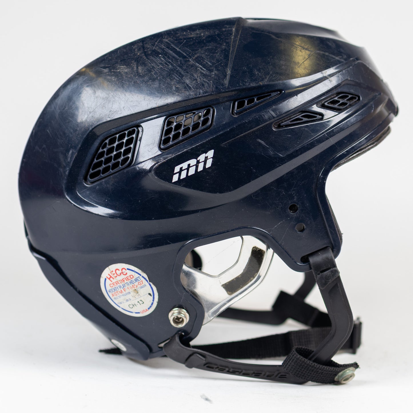 Cascade M11 Small 6 1/2"–7" Hockey Helmet