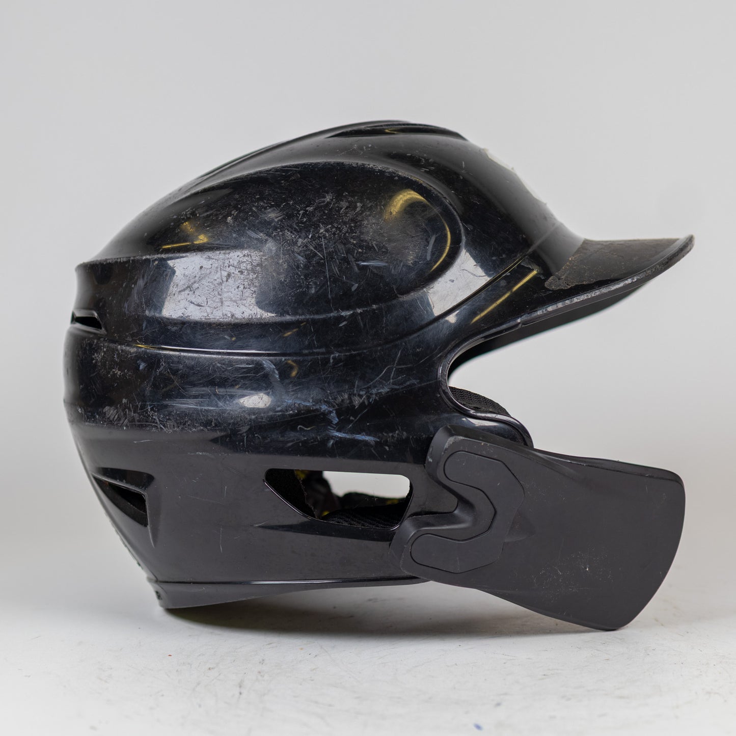 Under Armour UABH110 5 7/8"–6 3/4" Batting Helmet