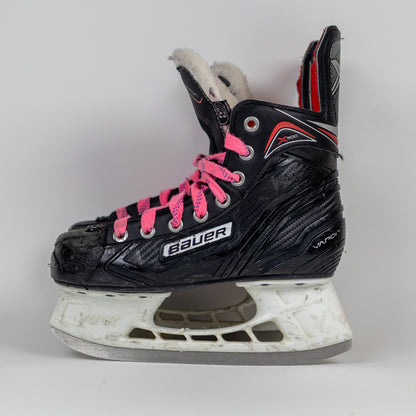 good: Bauer Vapor X300 Size 2.0R Hockey Skates