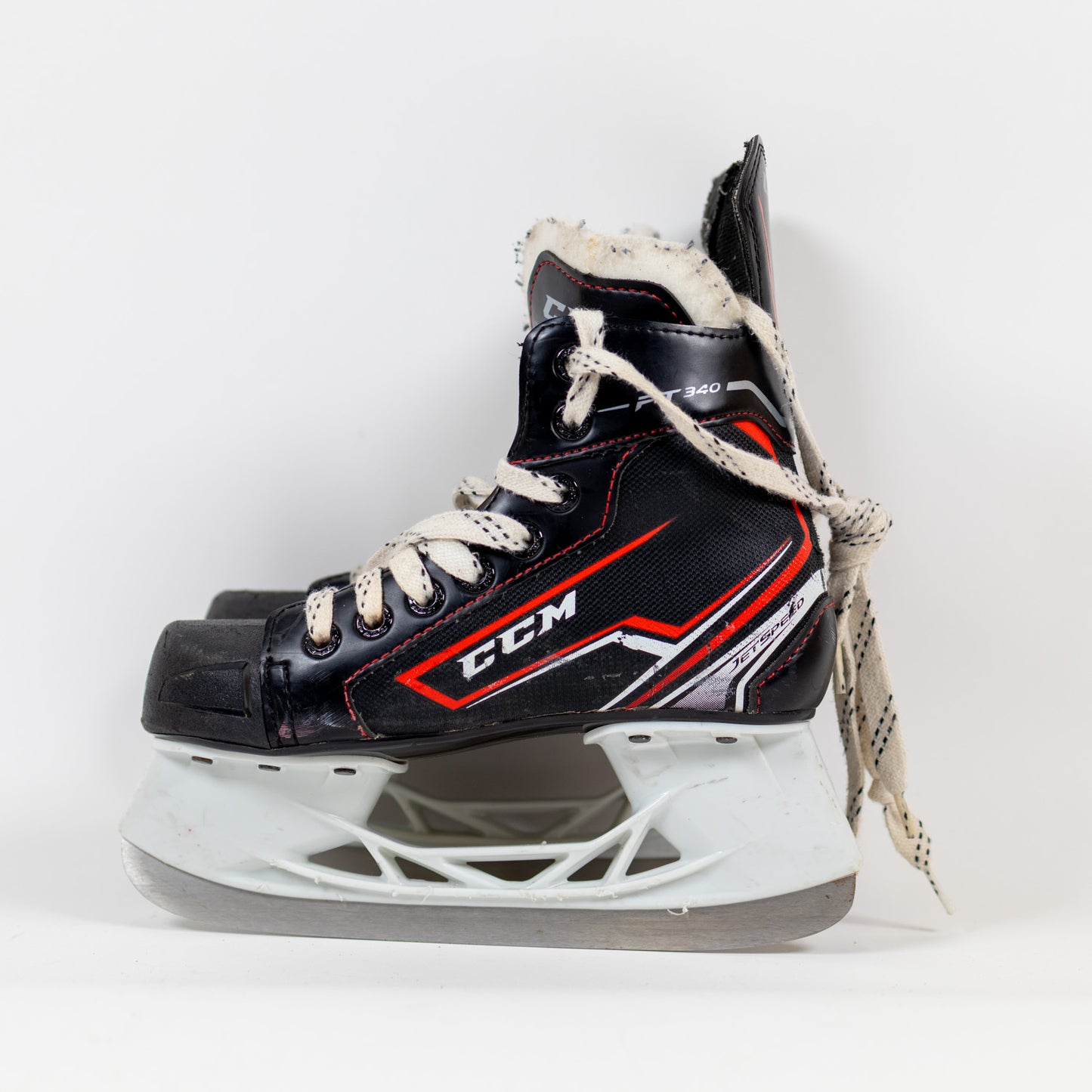 CCM FT340 Size 1 Hockey Skates