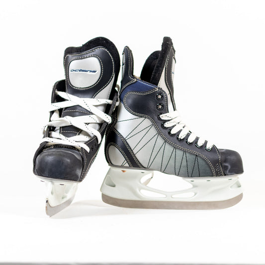 Vintage Easton Octane Size 3 Hockey Skates
