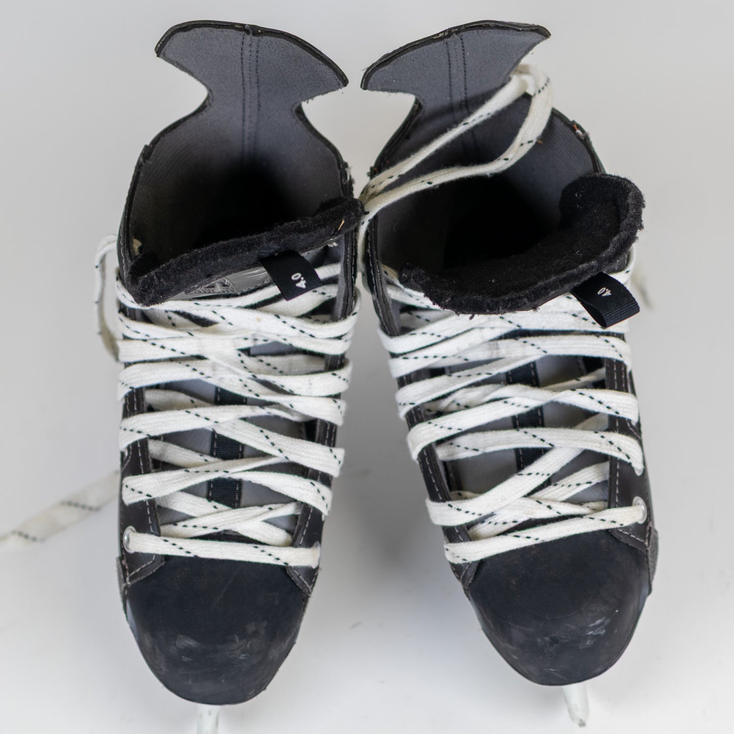 Easton Synergy EQ Size 4.0 Hockey Skates