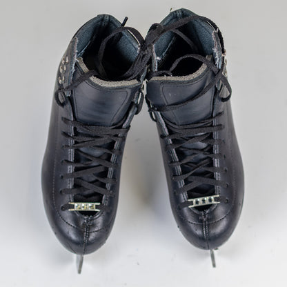 Riedell Size 2.5 Ice Skates