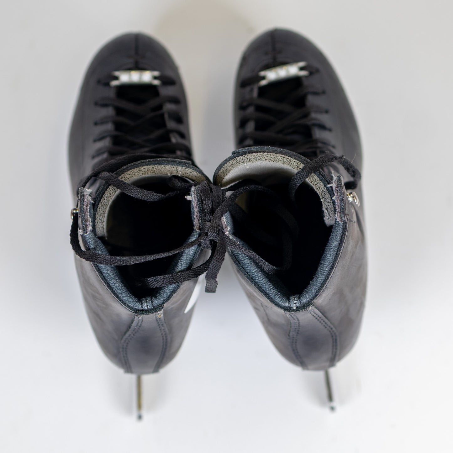 Riedell Size 2.5 Ice Skates