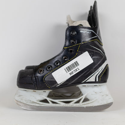 CCM Tacks 9040 Youth 12Y Hockey Skates