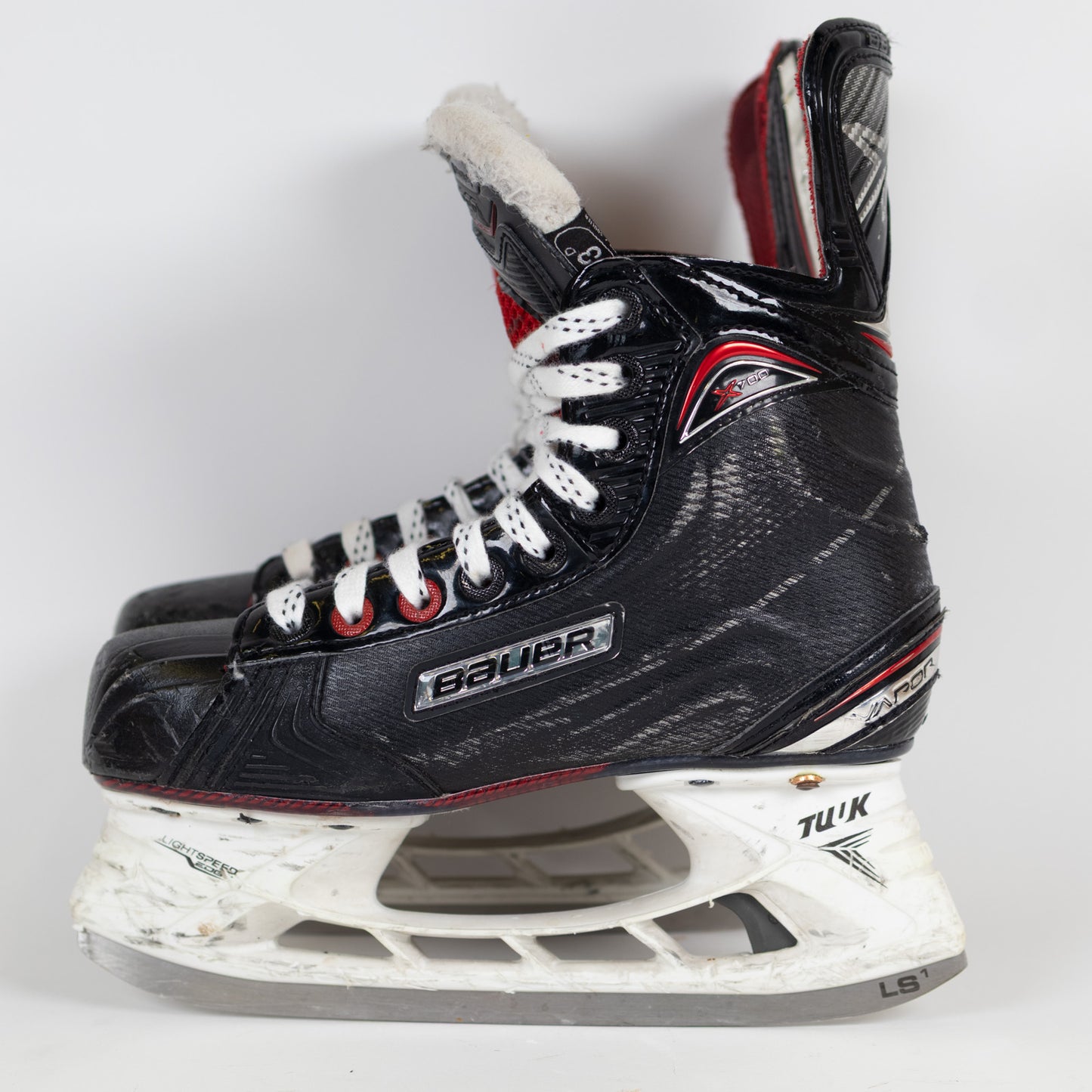 Bauer Vapor X700 Size 3.0D Hockey Skates