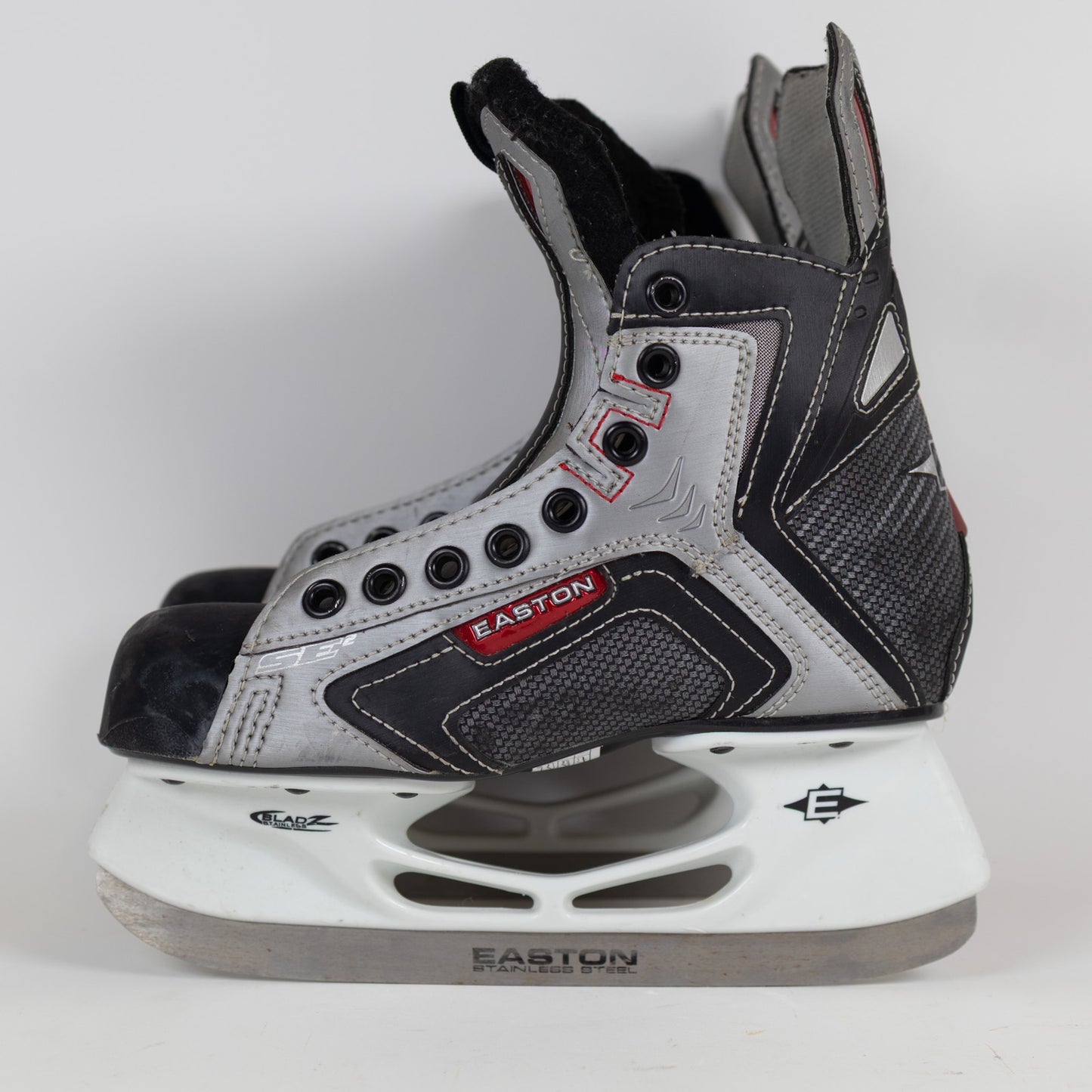 Easton SE2 Size 3.0 Hockey Skates