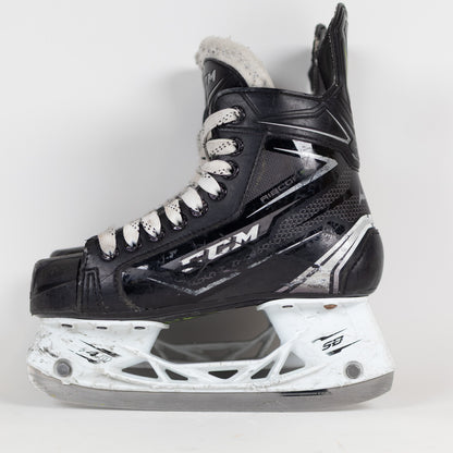 CCM Ribcor 74K Size 2.0D Hockey Skates