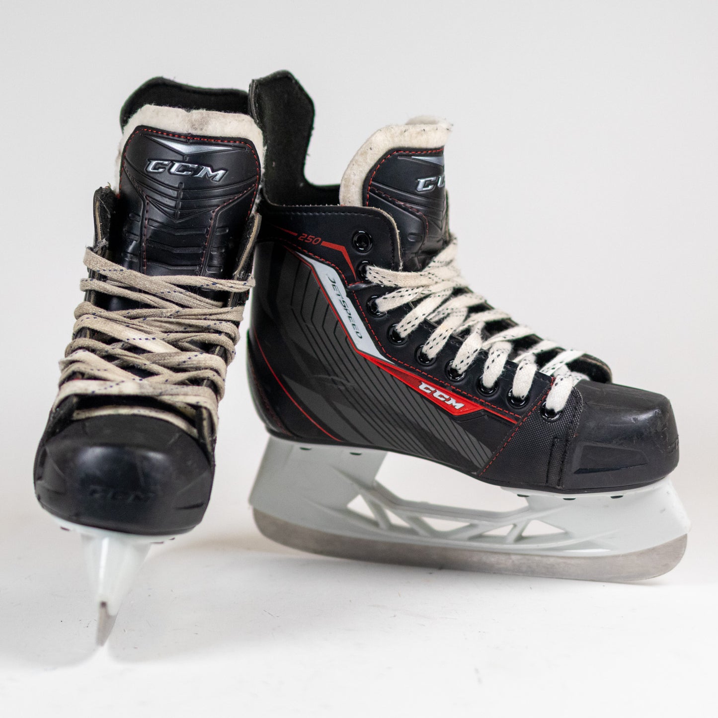 CCM JetSpeed Size 2.0 Hockey Skates