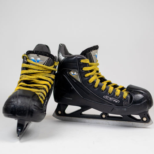 CCM D4 Size 6.5 Hockey Skates
