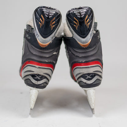 Bauer X1.0 Size 11Y-R Hockey Skates