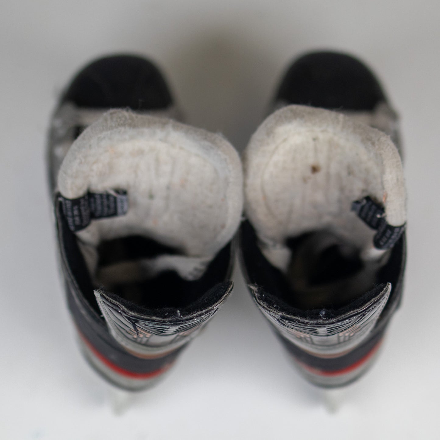 Bauer X1.0 Size 11Y-R Hockey Skates