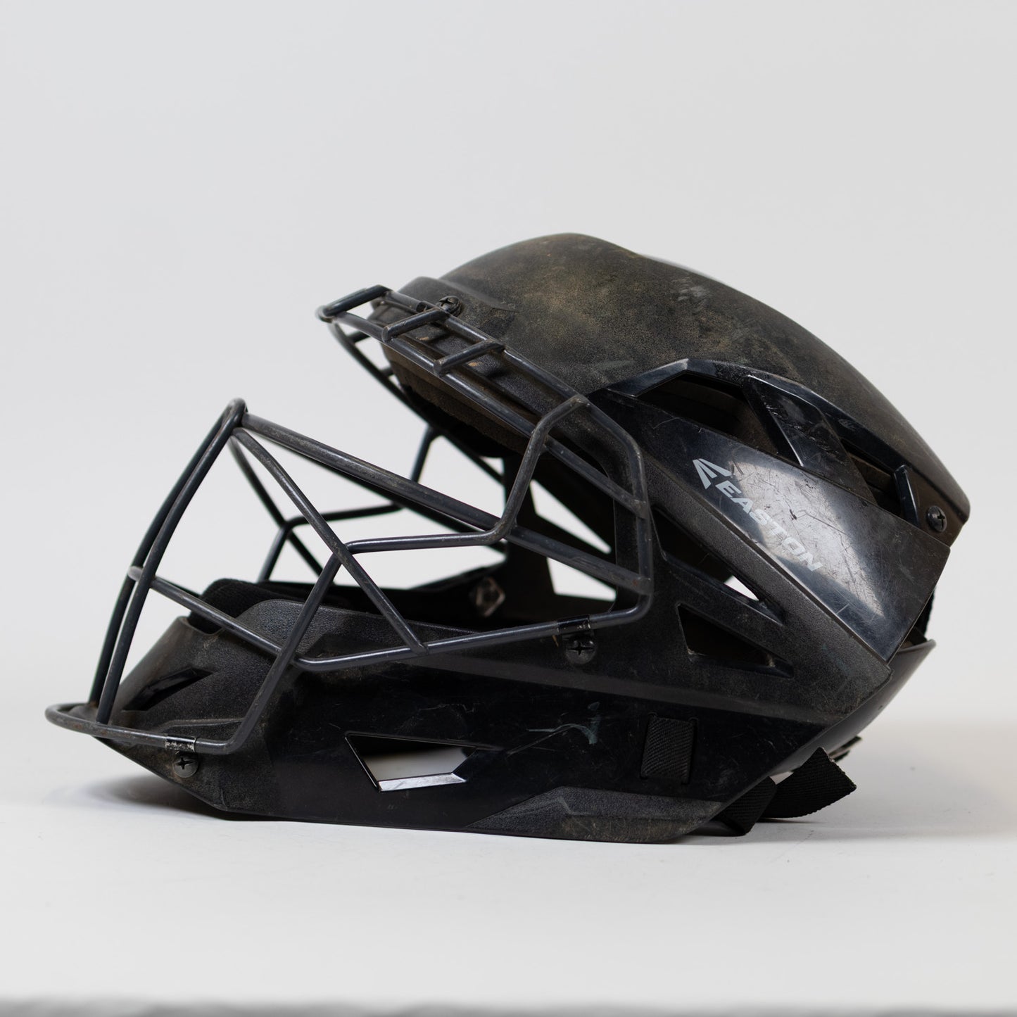 Easton Prowess 6 1/2" to 7 1/2" Catchers Helmet
