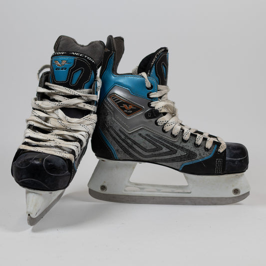 Vintage CCM Vector 6.0 Size 7 Hockey Skates
