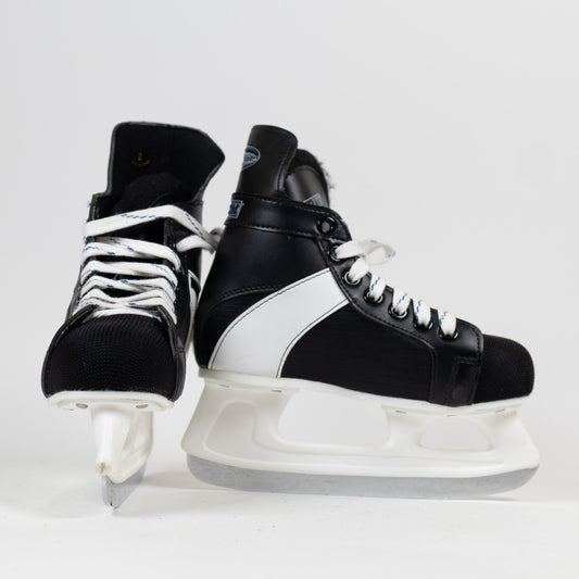 CCM Intruder Size 2 Hockey Skates