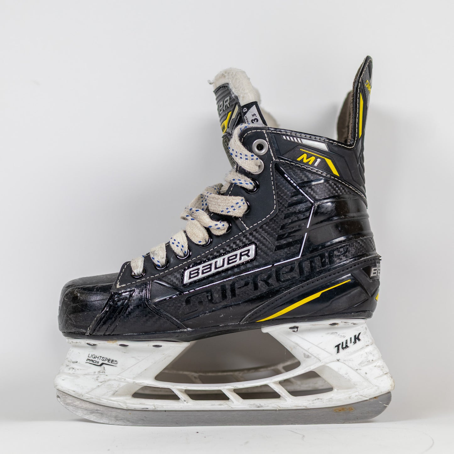 Bauer Supreme M1 Size 3.5 Hockey Skates