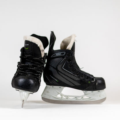 CCM Ribcor 50K Size 11.5 Youth Hockey Skates