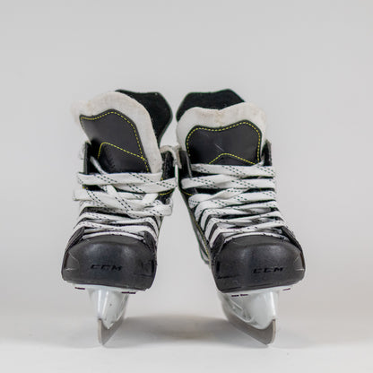CCM Tacks 9040 Size 12 Youth Hockey Skates