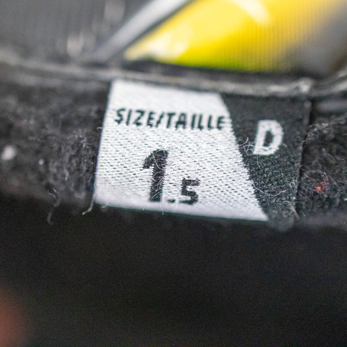 Bauer Supreme Elite Size 1.5 Hockey Skates