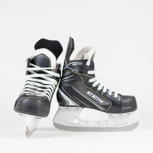 CCM Tacks 9040 Size 13 Youth Hockey Skates