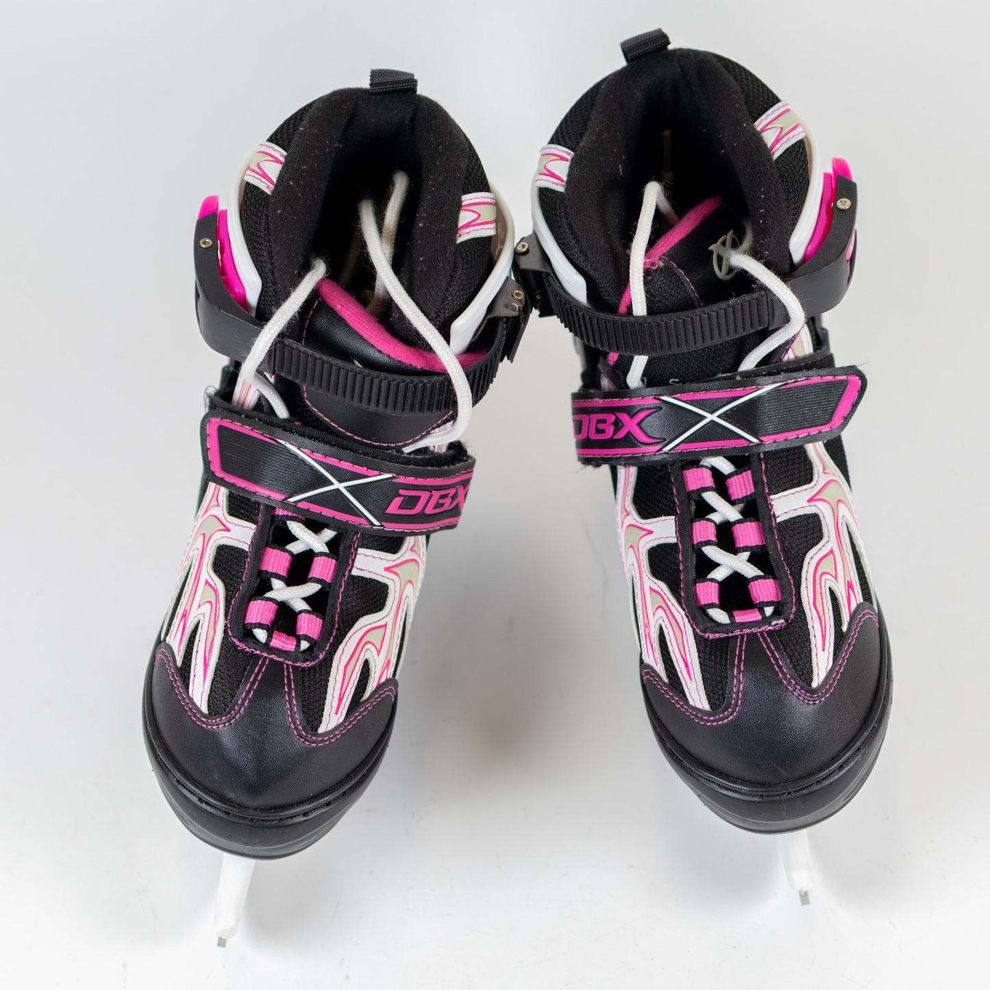 DBX Size 1-4 Adjustable Ice Skates