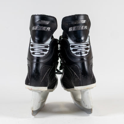 Vintage Bauer Elite Size 4R Hockey Skates