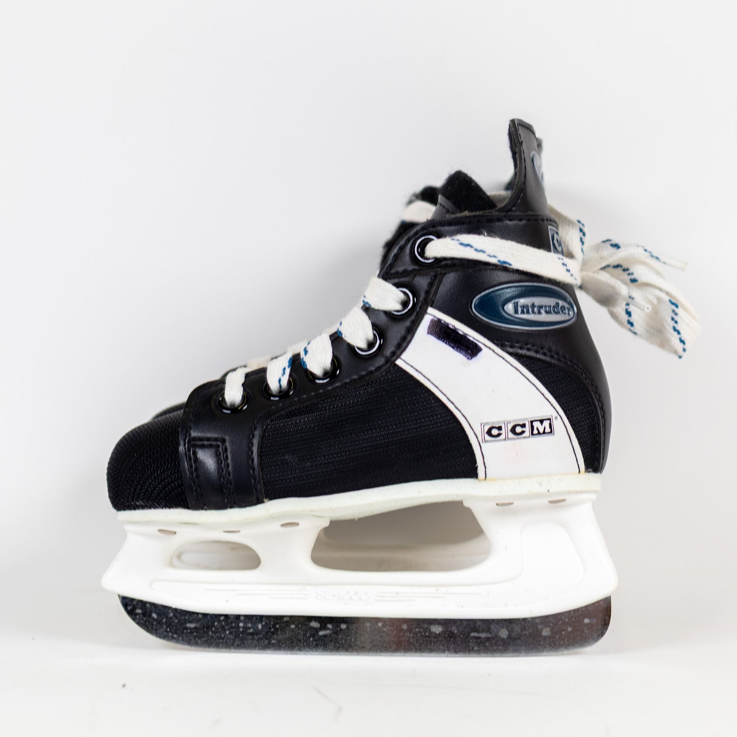 CCM Intruder Size 10 Youth Hockey Skates