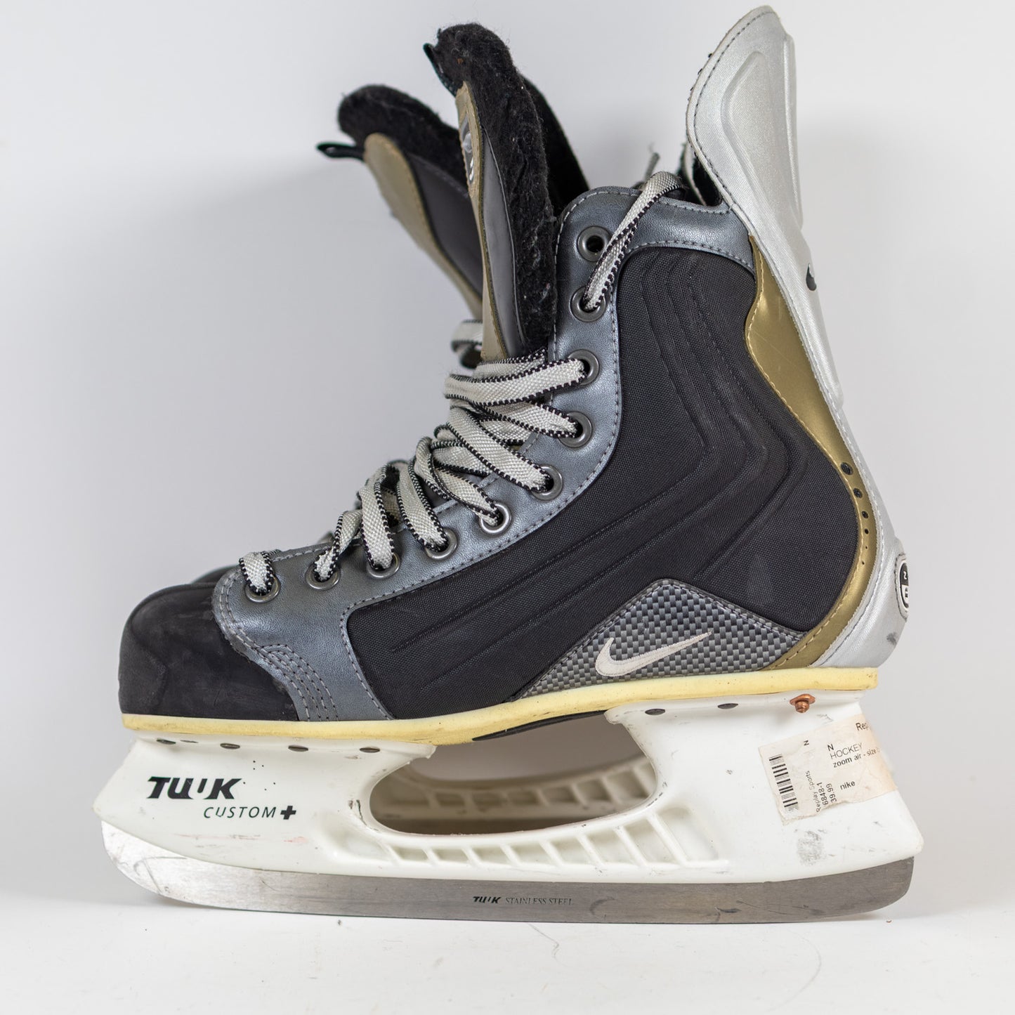 Vintage Nike Quest Zoom Air Size 7.5 Hockey Skates