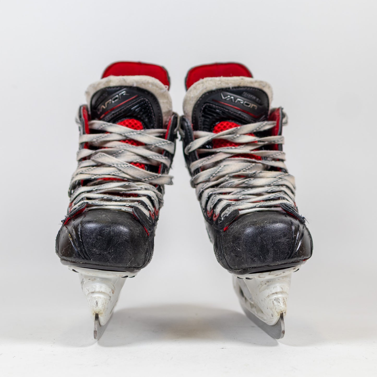 Bauer Vapor X500 Size 3.5 Hockey Skates