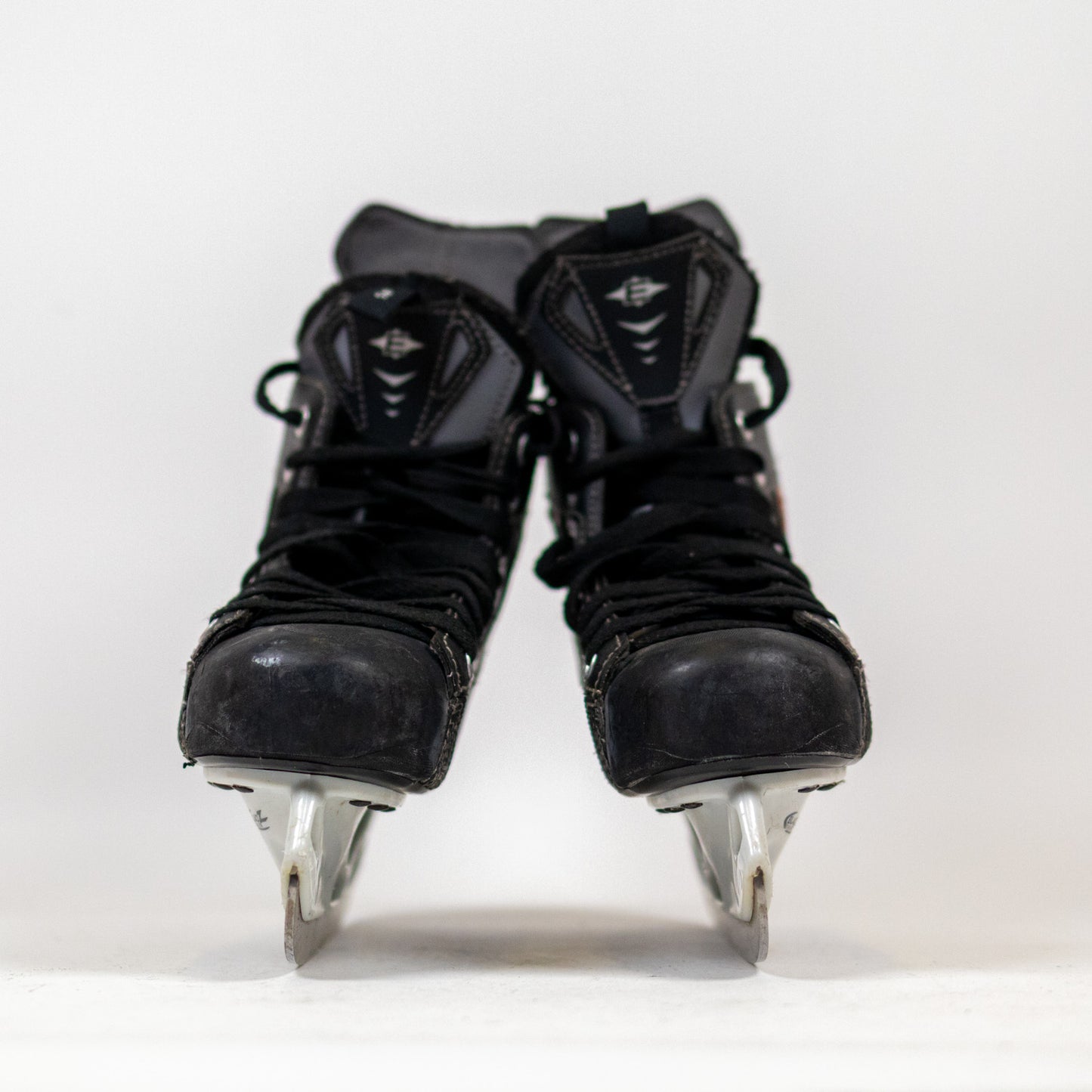 Easton Synergy EQ Size 5 Hockey Skates