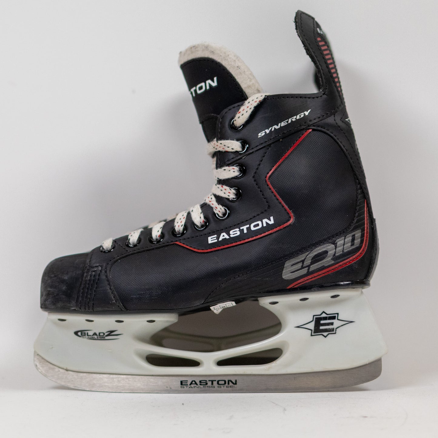 Easton Synergy EQ10 Size 7 Hockey Skates
