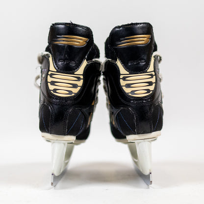 Vintage Bauer Supreme 1000 Size 1.5 Hockey Skates