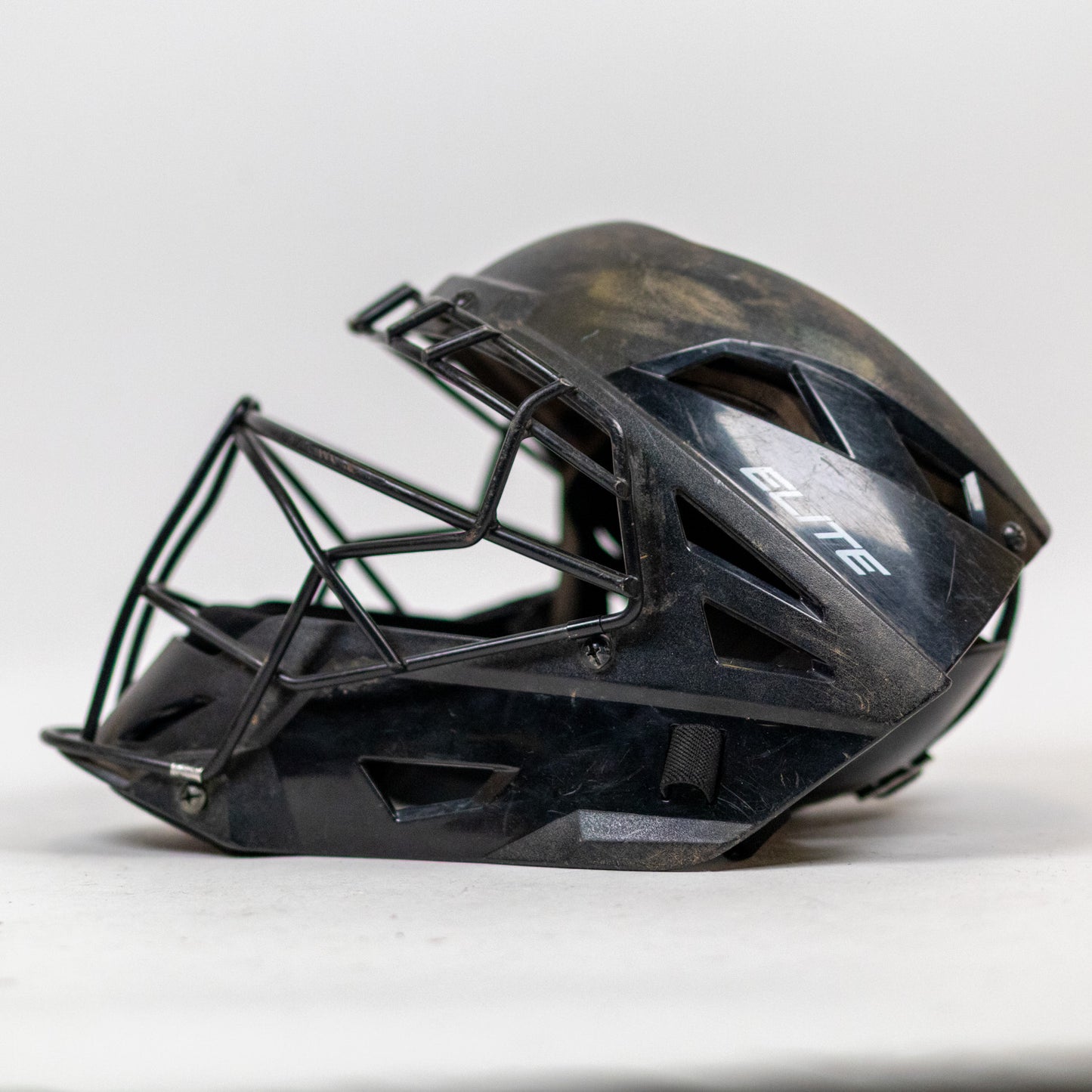 Easton Prowess P2 6 1/2" to 7 1/2" Fastpitch Catchers Helmet