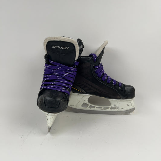 Bauer Supreme 140 Size 2R Hockey Skates