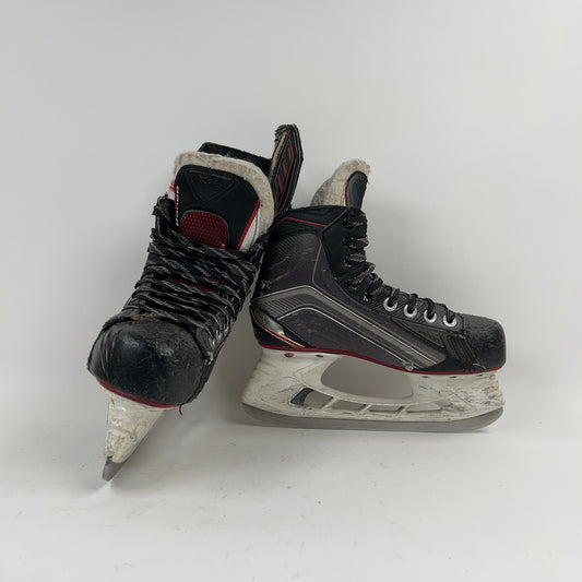 Bauer Vapor X600 Size 2 Hockey Skates