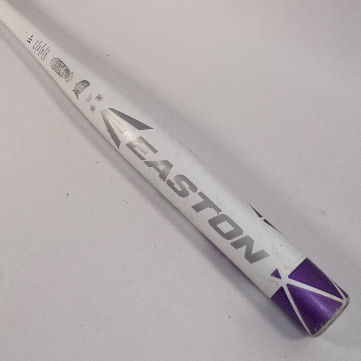 Easton Amethyst 32/21 (-11) USSSA Baseball Bat