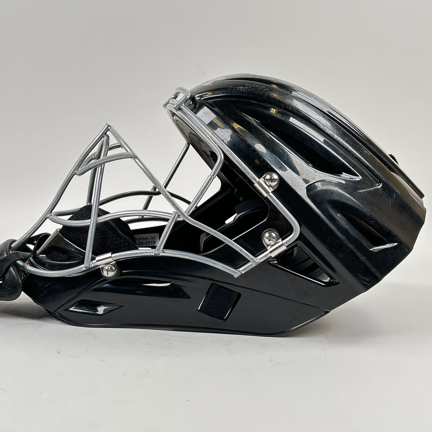 Under Armour UAHG2YVS-1 6 1/4" to 7" Junior Catchers Helmet